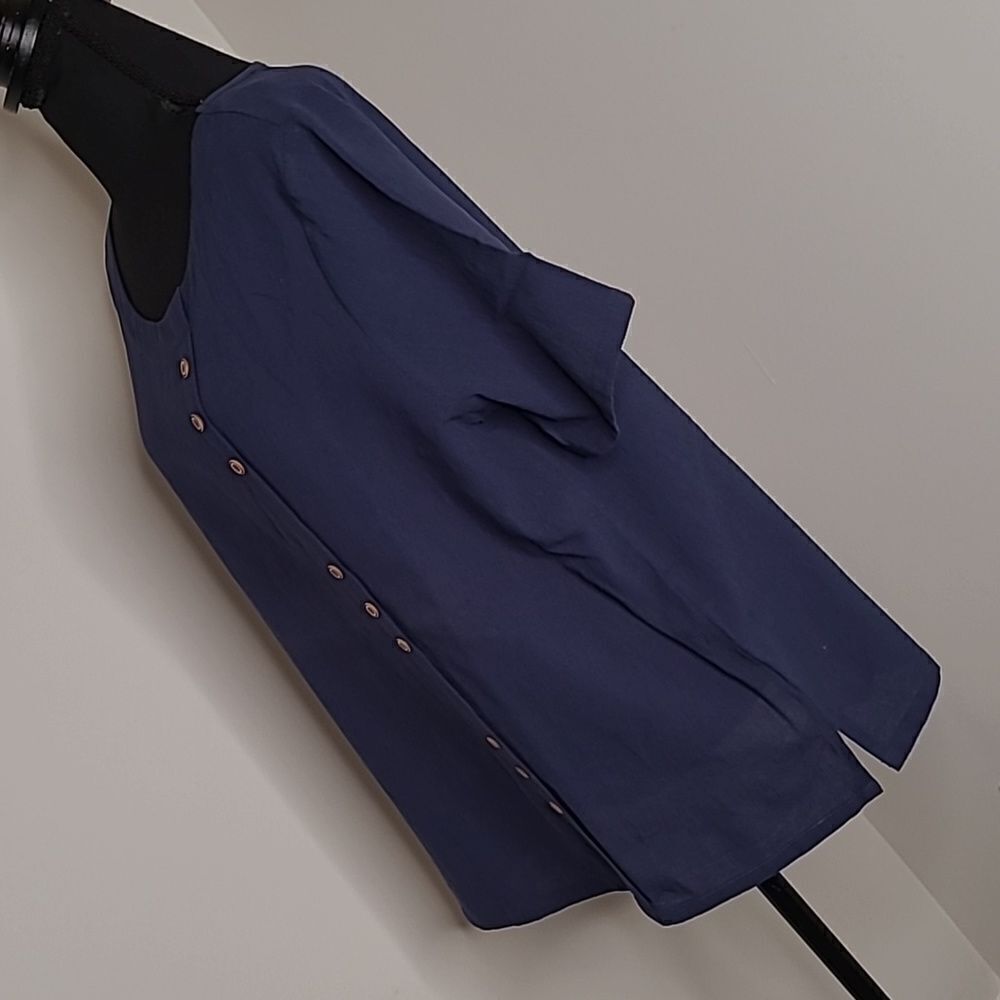 Navy blue linin top - Picture 2 of 5